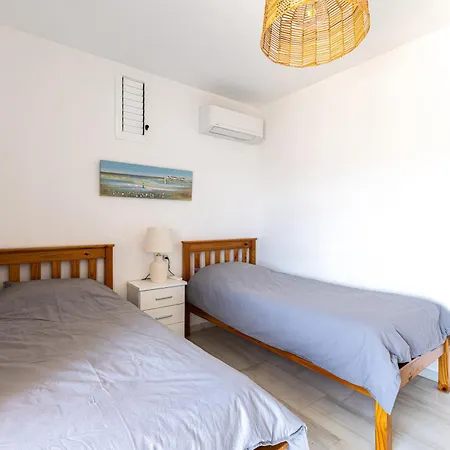 Burriana, 2 Bedroom * Nerja